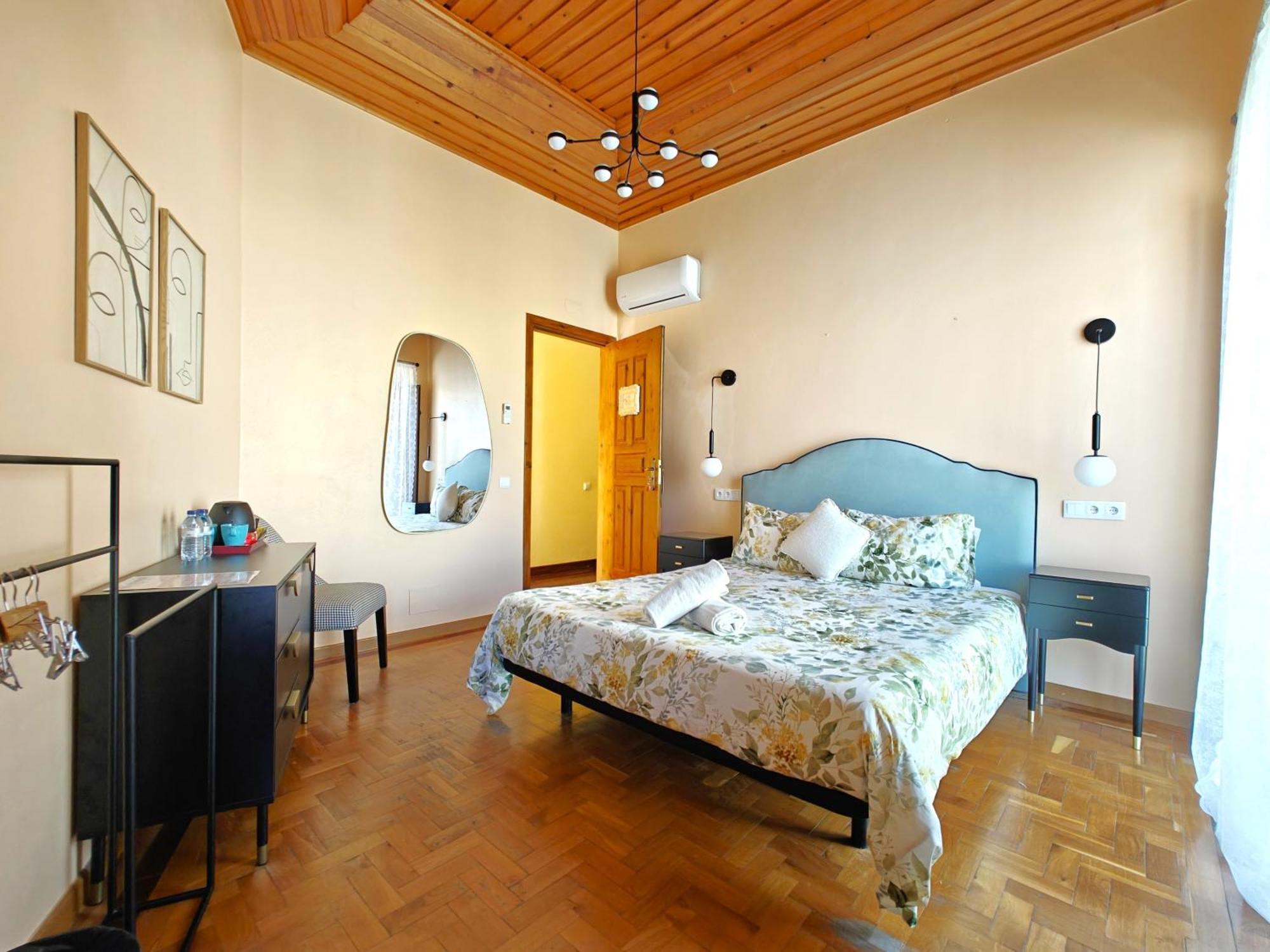 Sunlight House Hostel Faro Exterior photo